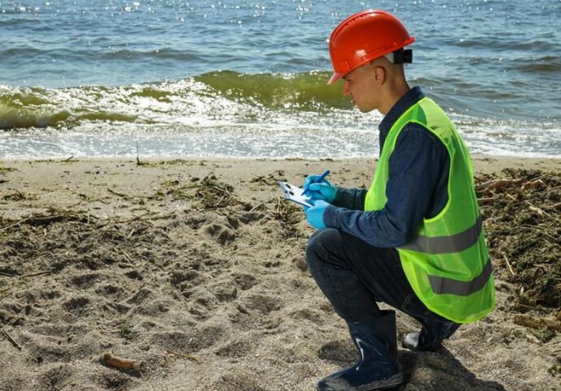 Cornwall Beachgoers Urged to Check Real-Time Water Quality Maps Following Sewage Discharges